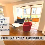 Au Pont St Cyprien - - La Conciergerie