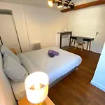 Apartment Au Pont St Cyprien - - La Conciergerie